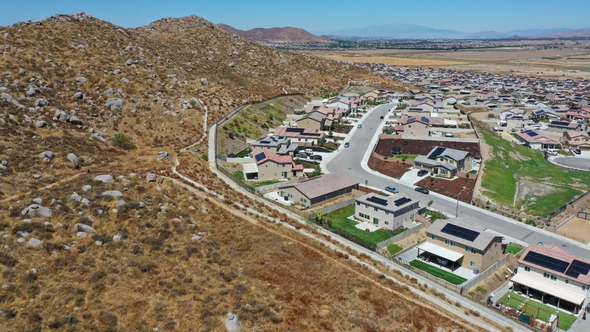 Construction Trends in Southern California Neighborhoods